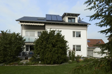 Aufstockung ZFH mit Doppelgarage in Brettsperrholz – Bauweise (LENO)