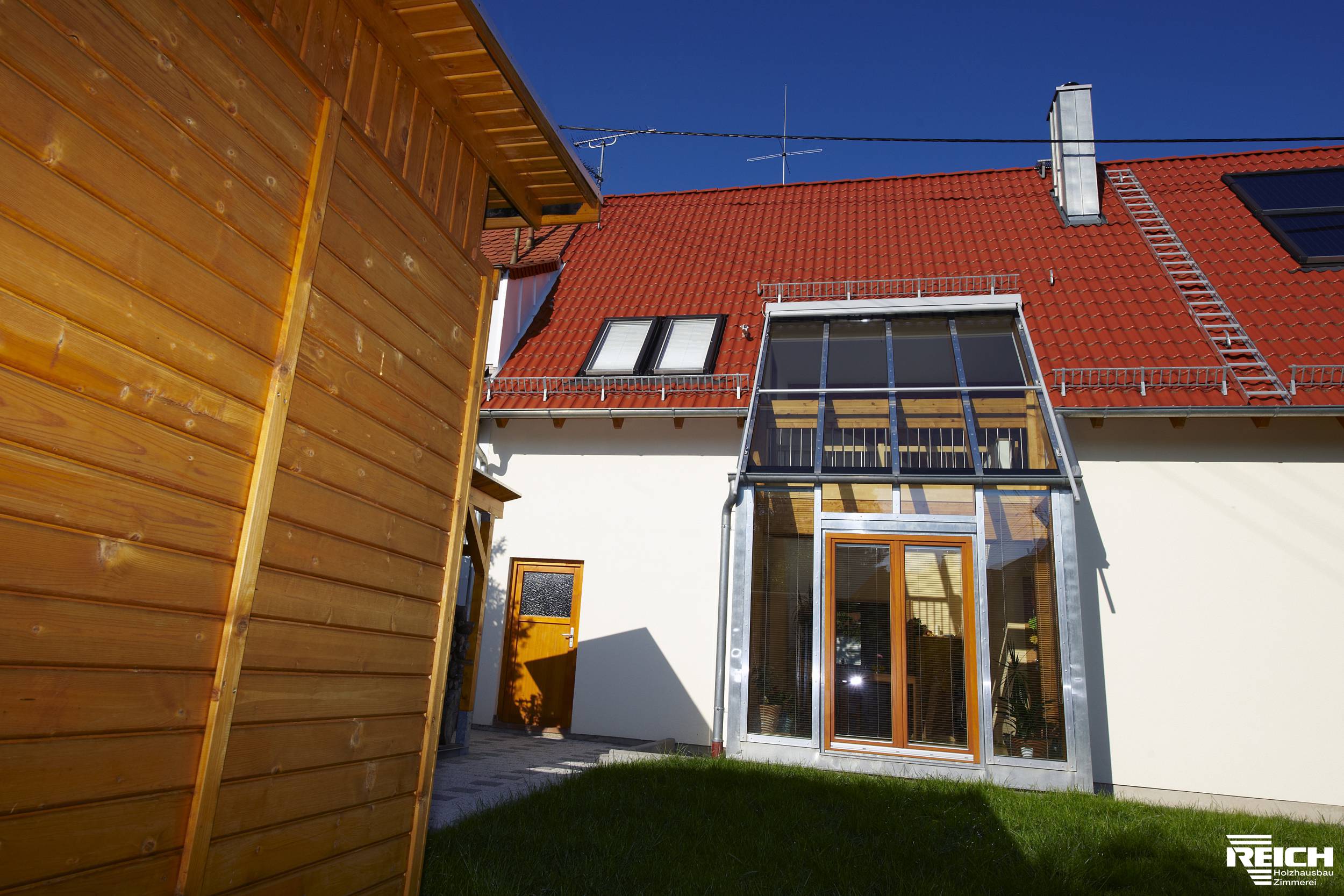 Galerie Neubau eines EFH in Holzrahmenbauweise mit Wintergarten (Niedrigenergiehaus)