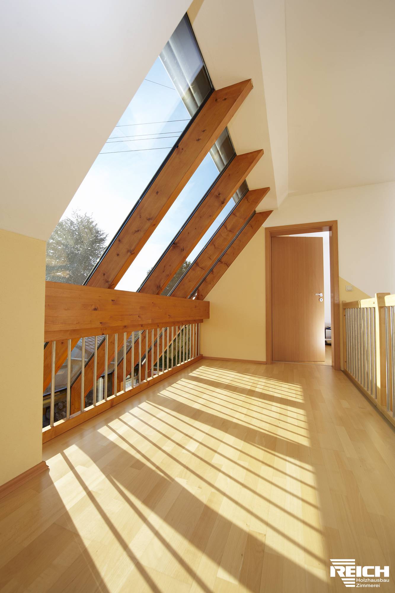 Galerie Neubau eines EFH in Holzrahmenbauweise mit Wintergarten (Niedrigenergiehaus)