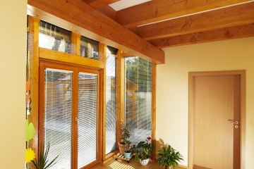 Galerie Neubau eines EFH in Holzrahmenbauweise mit Wintergarten (Niedrigenergiehaus)